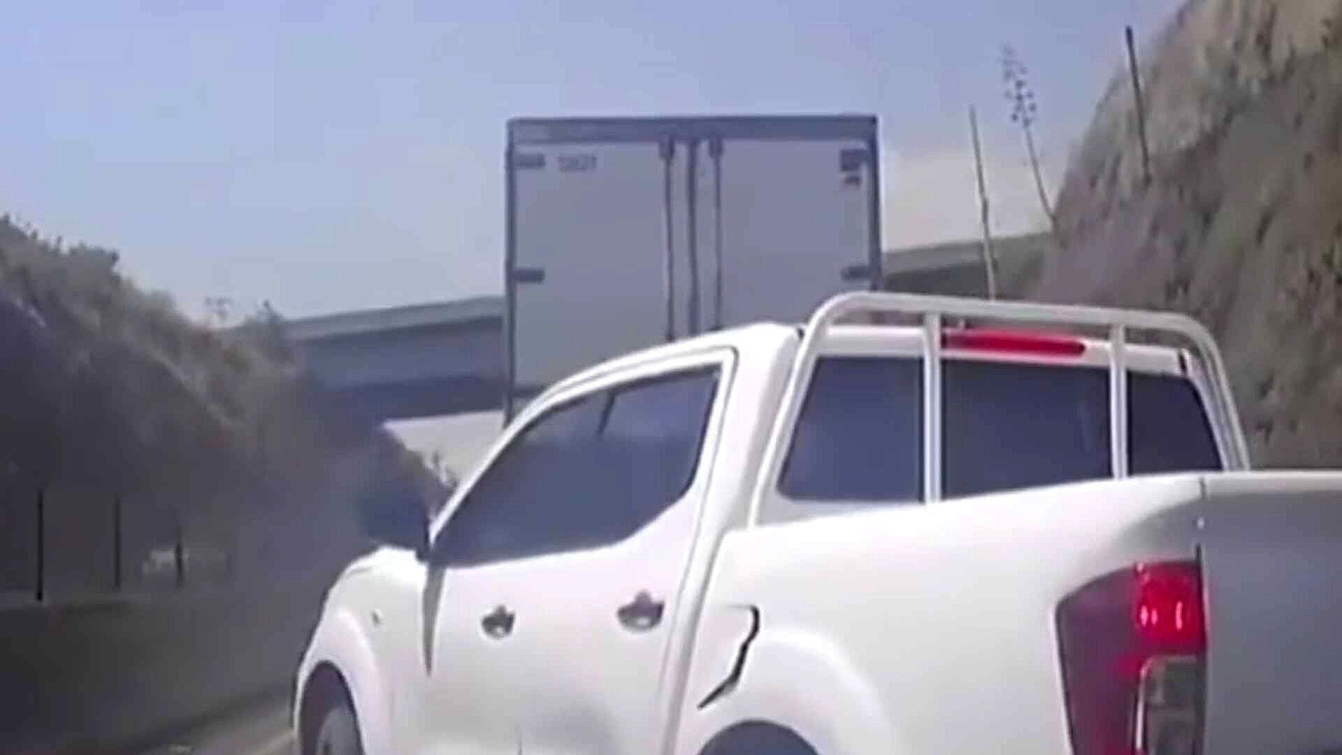 VIDEO: Denuncian Ola de Asaltos con Violencia en La Chamapa-Lechería, Edomex