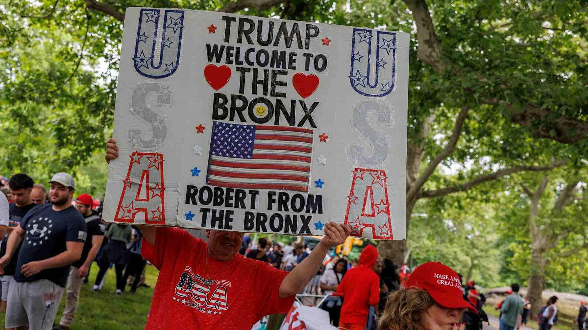 Trump Celebra un Mitin en el Bronx en Nueva York