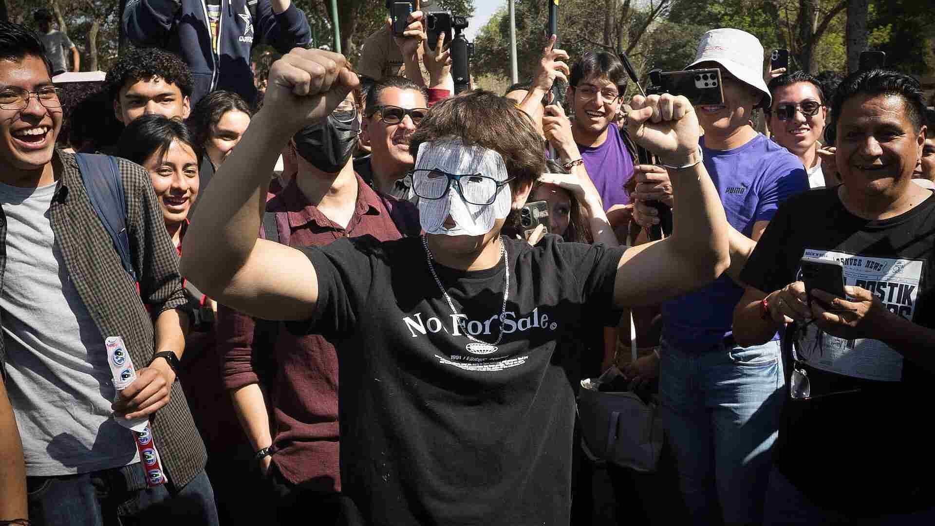 ¡Los "Therians" No Llegaron! Fracasa la Primera Reunión en la UNAM