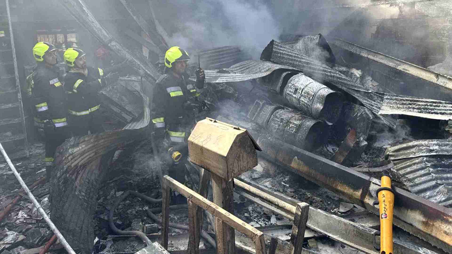 Tragedia en Irán: Helicóptero Militar se Estrella en Mercado