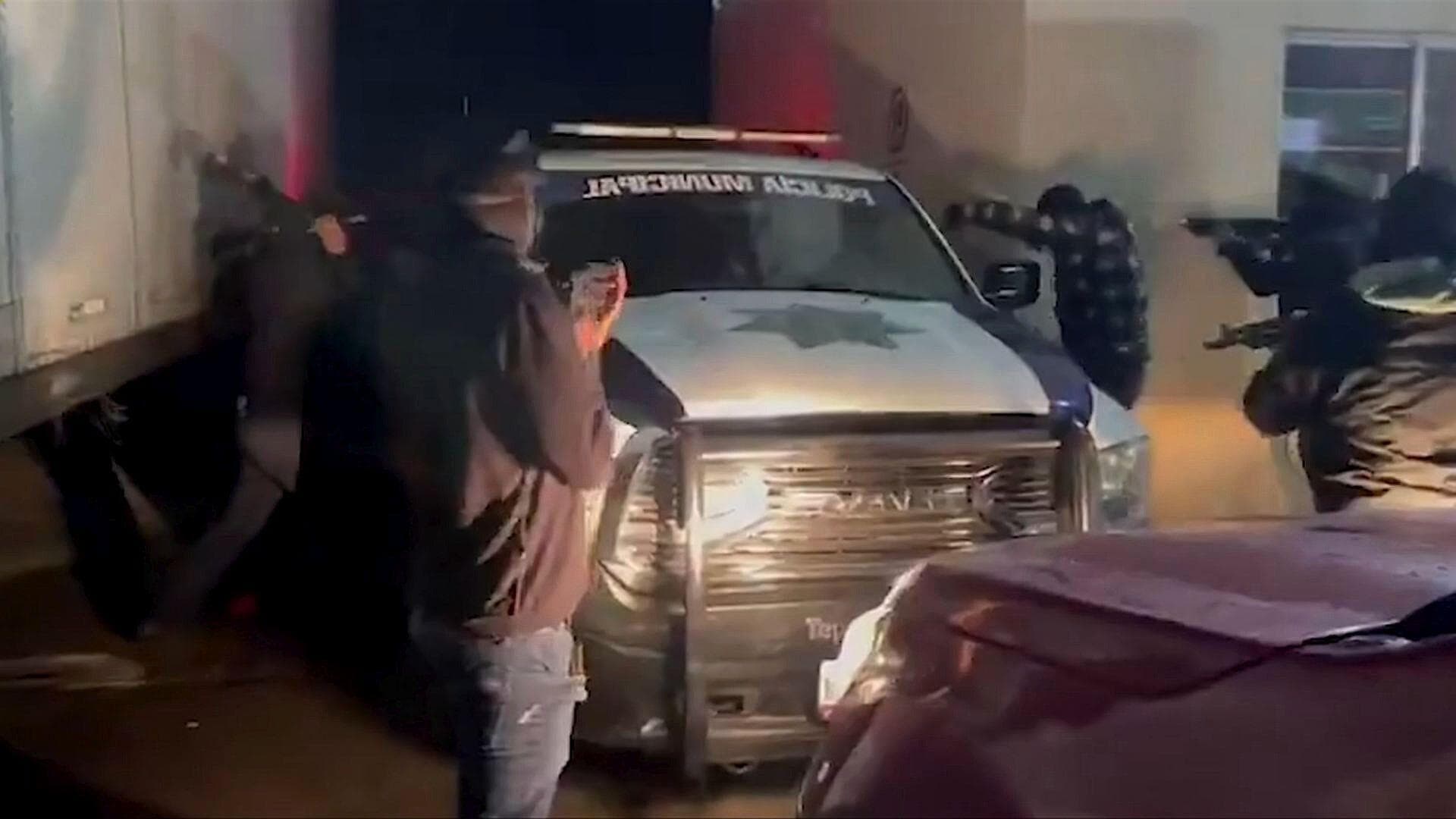 VIDEO: Momento Exacto de Ataque con Armas Largas a Policías de Tepeji del Río, Hidalgo