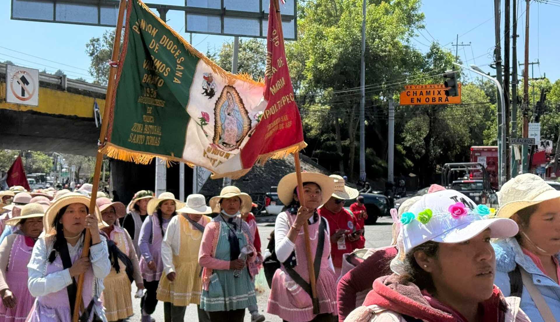Peregrinación desde Toluca Avanza por Carretera México–Toluca
