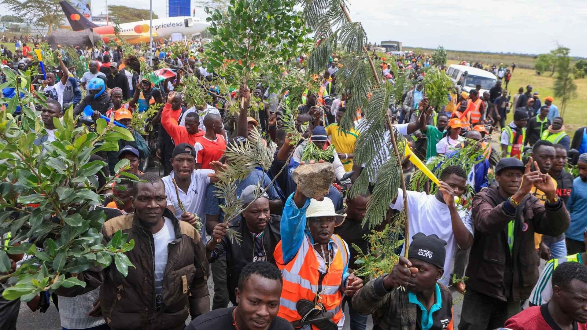 Disturbios en Kenia Durante Funerales de Exprimer Ministro, Raila Odinga