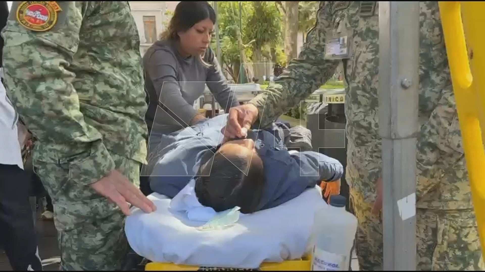 30 Estudiantes sufren Intoxicación Masiva en Xalapa durante Conmemoración del Día de la Bandera