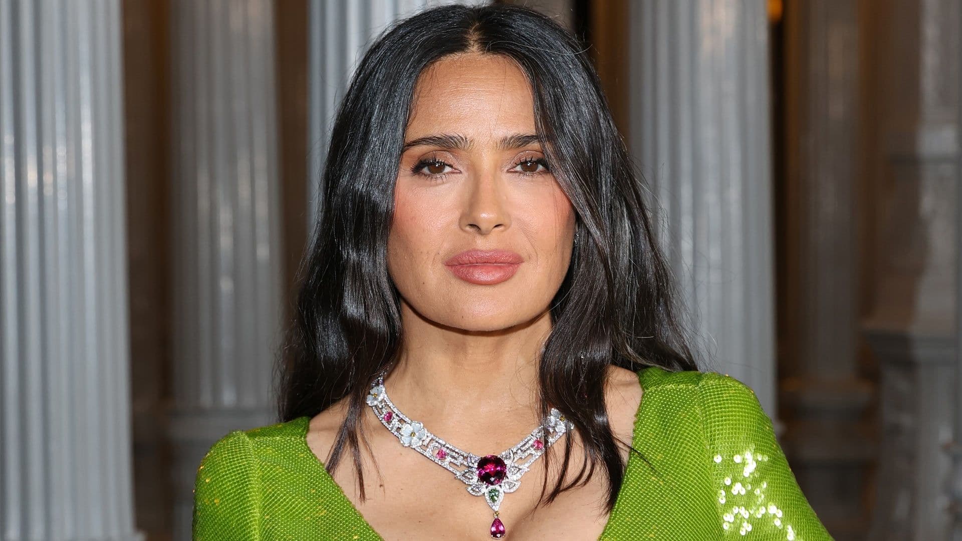 El Mensaje de Salma Hayek Tras Visitar la Casa Azul: ¿Qué Escribió en el Libro de Visitas?
