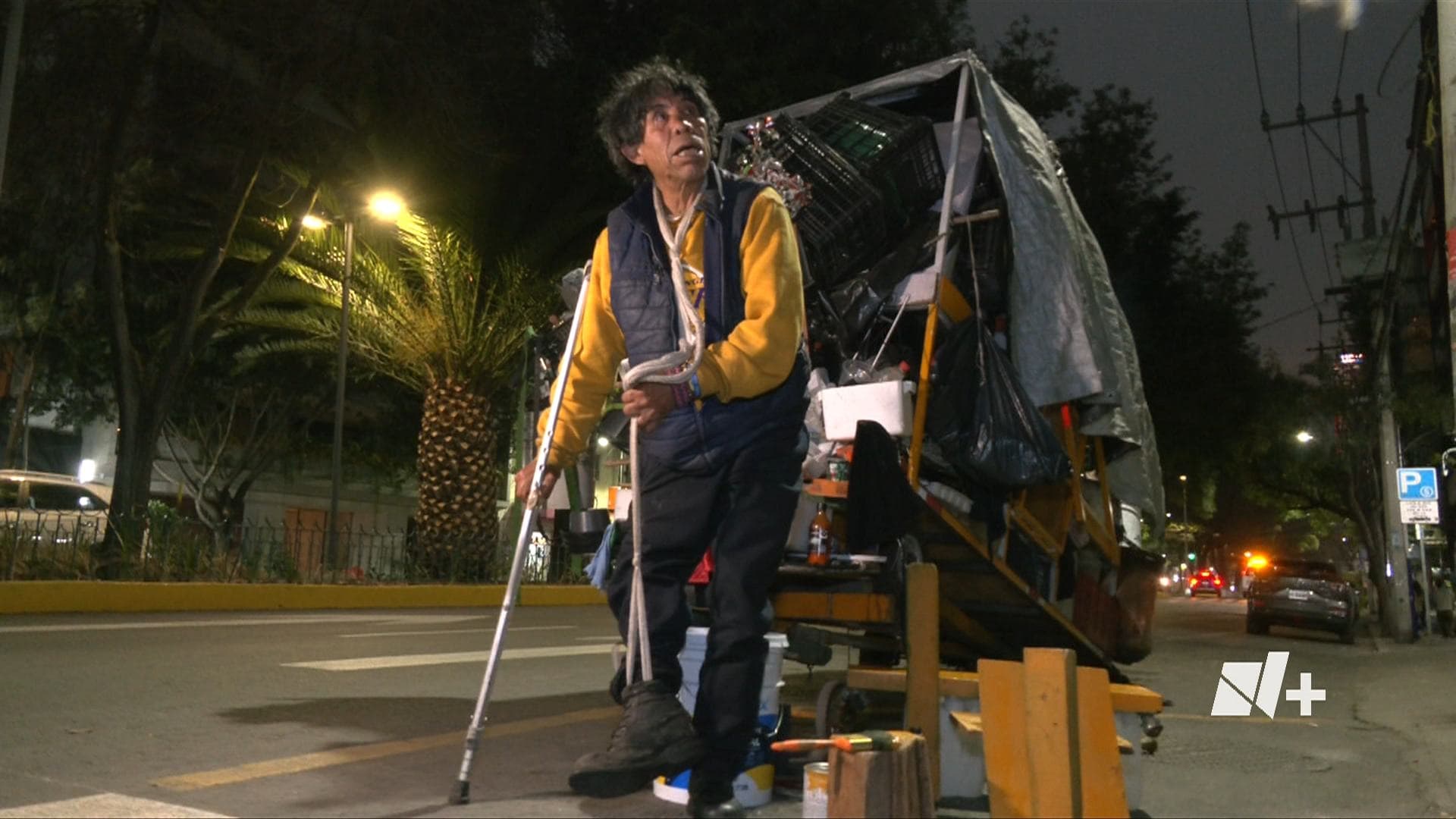 Margarito y su Casa Rodante: Así Sobrevive Adulto Mayor en Calles de la Roma y Condesa, CDMX