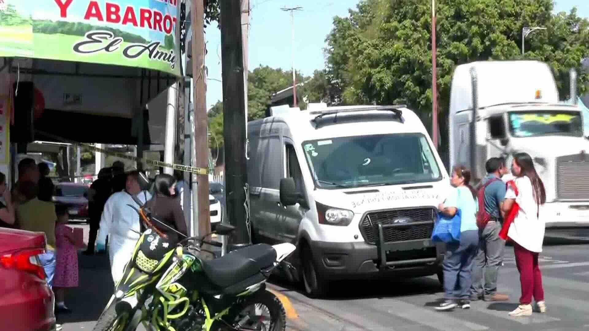 Hombre Muere Tras Ser Presuntamente Atropellado por Microbús en Gustavo A. Madero, CDMX