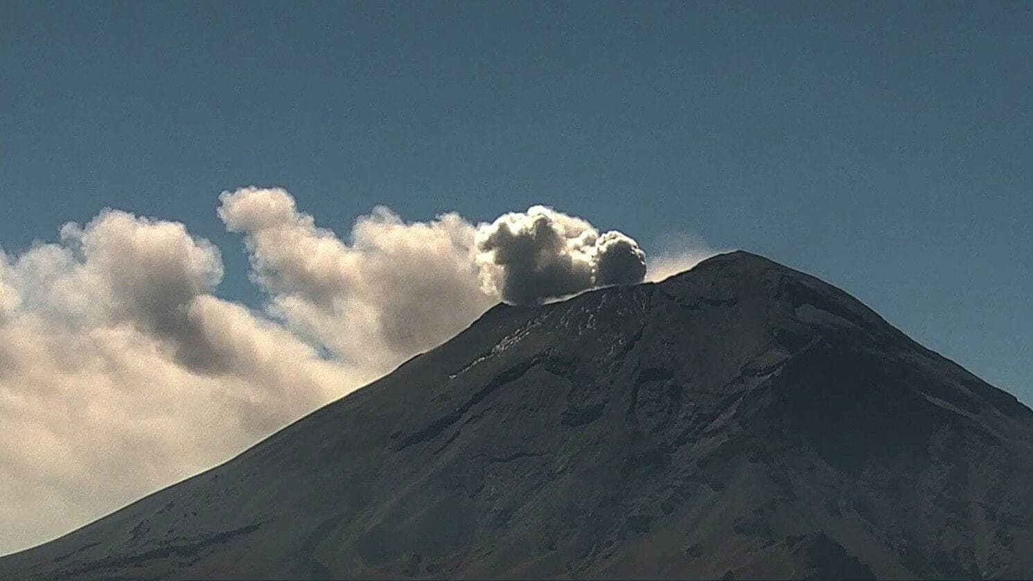Así Luce el Volcán Popocatépetl Hoy 28 de Enero 2026