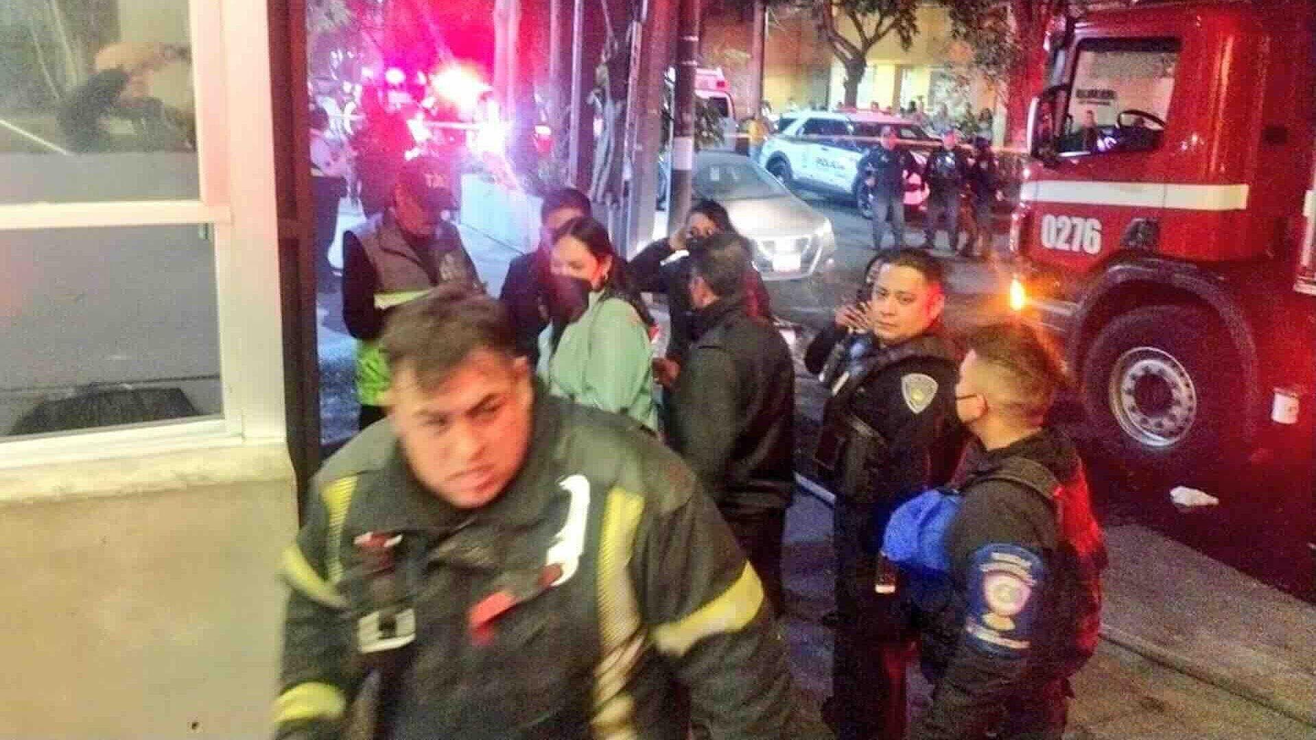 Bomberos Rescatan Perritos Durante Incendio en Primer Piso de Edificio en Calle Zamora, Condesa