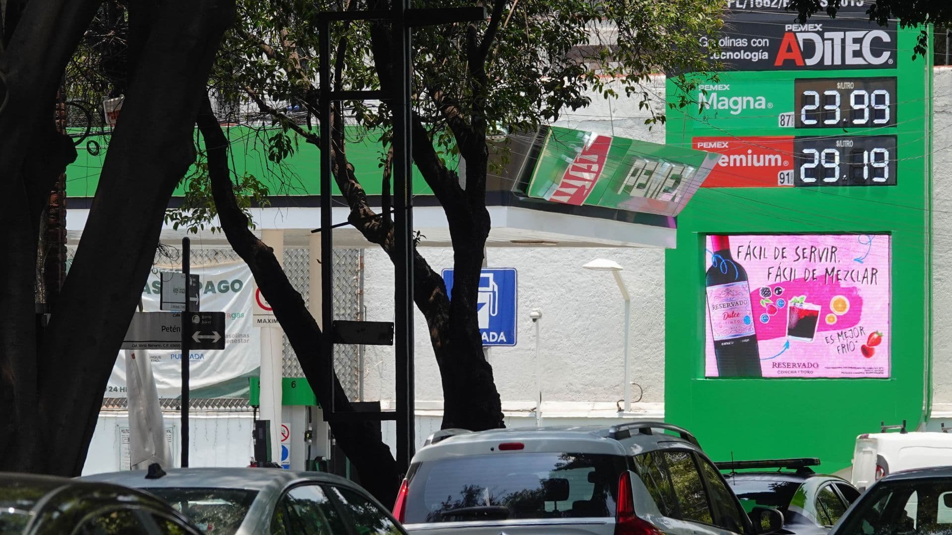 Estación gasolinera de la marca Pemex. Foto: Cuartoscuro