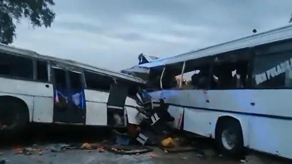 Tragedia: 40 Muertos por Choque de Autobús en Senegal