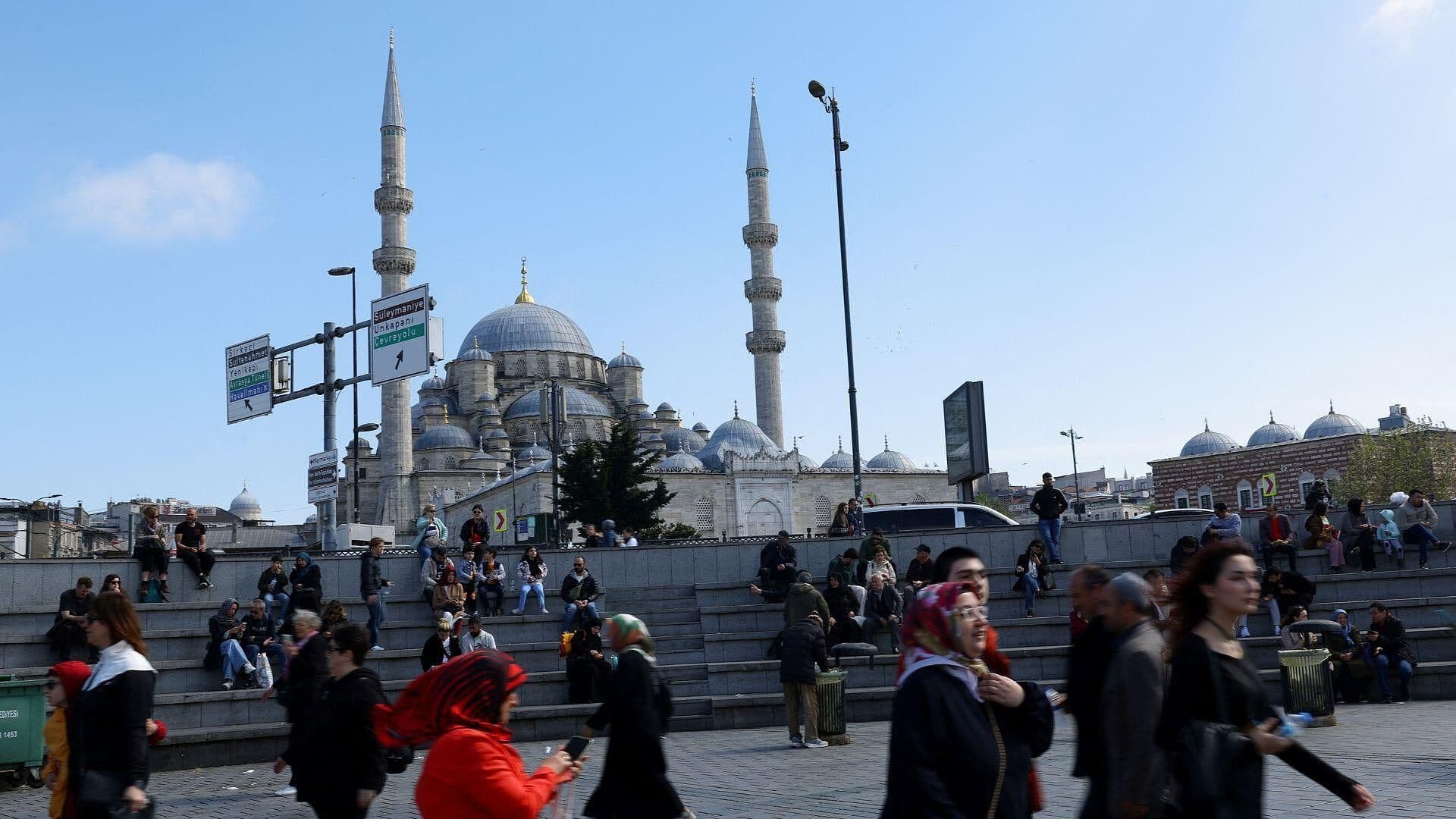 Sismo en Estambul: SRE Emite Contacto de Emergencias para Mexicanos en Turquía