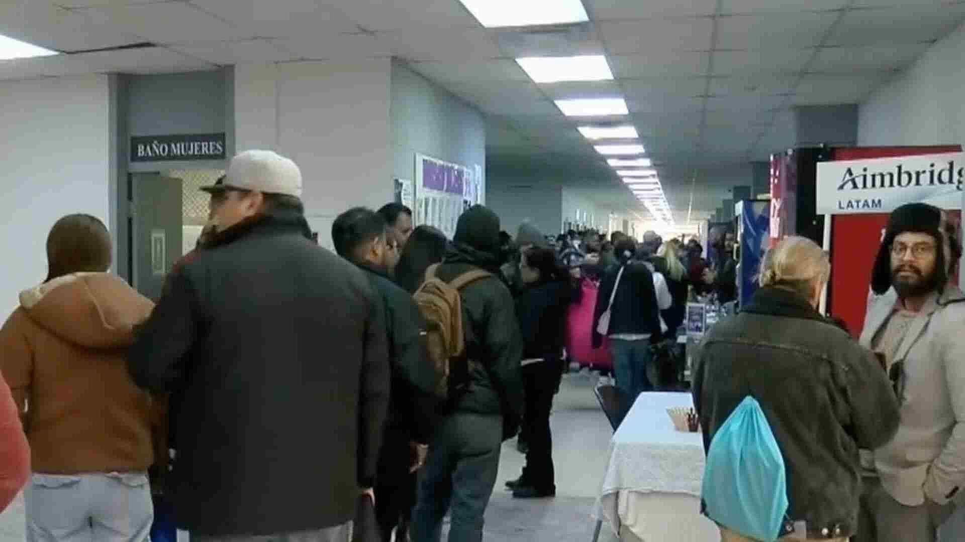 Inició Feria del Empleo en el Parque Central de Ciudad Juárez