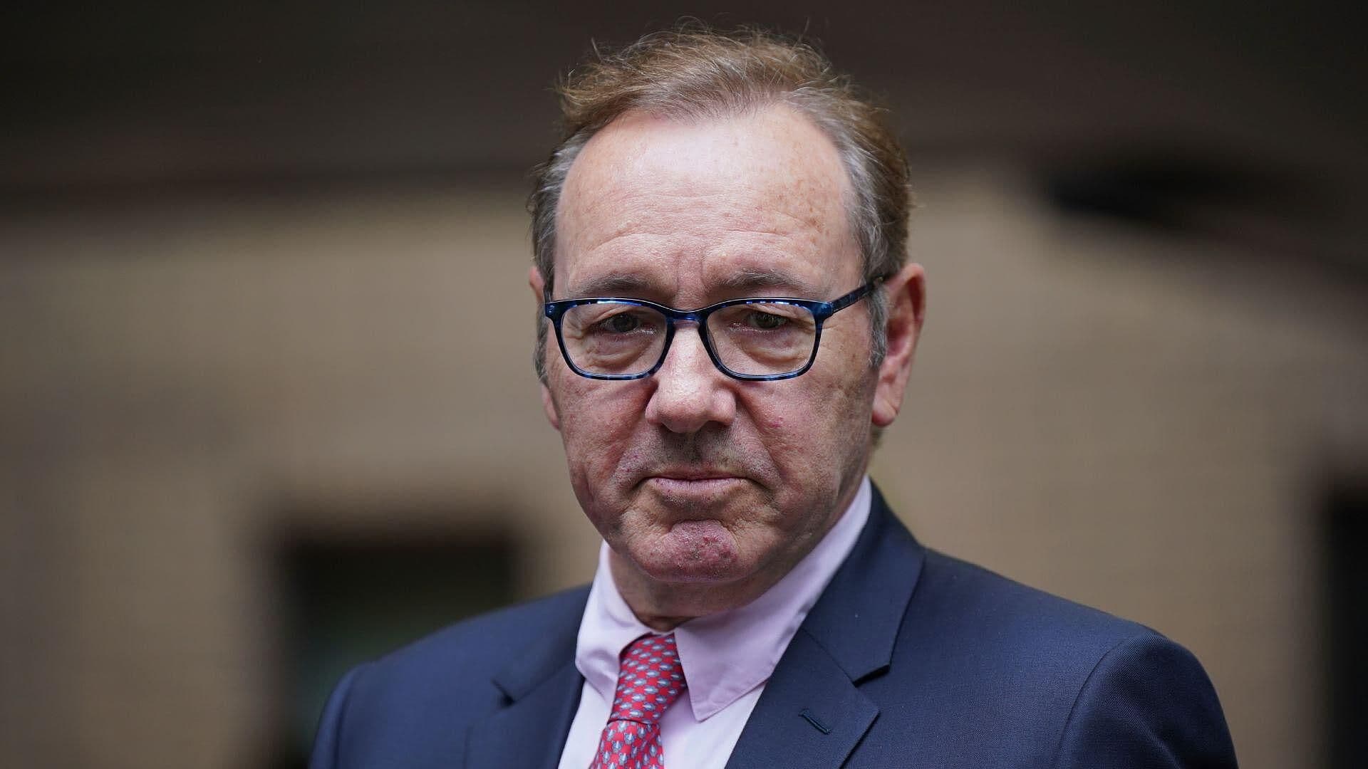 Kevin Spacey Irá de Nuevo a Juicio por Agresión Sexual en Reino Unido