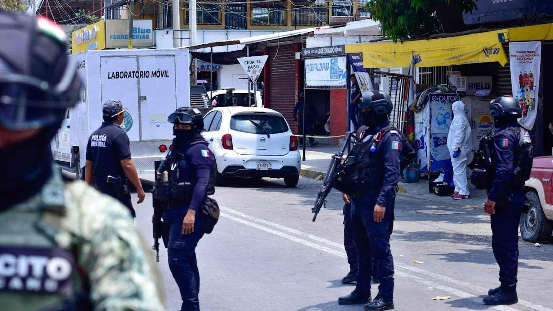 Acapulco: Extorsiones Complican Recuperación del Puerto tras el Paso de Otis