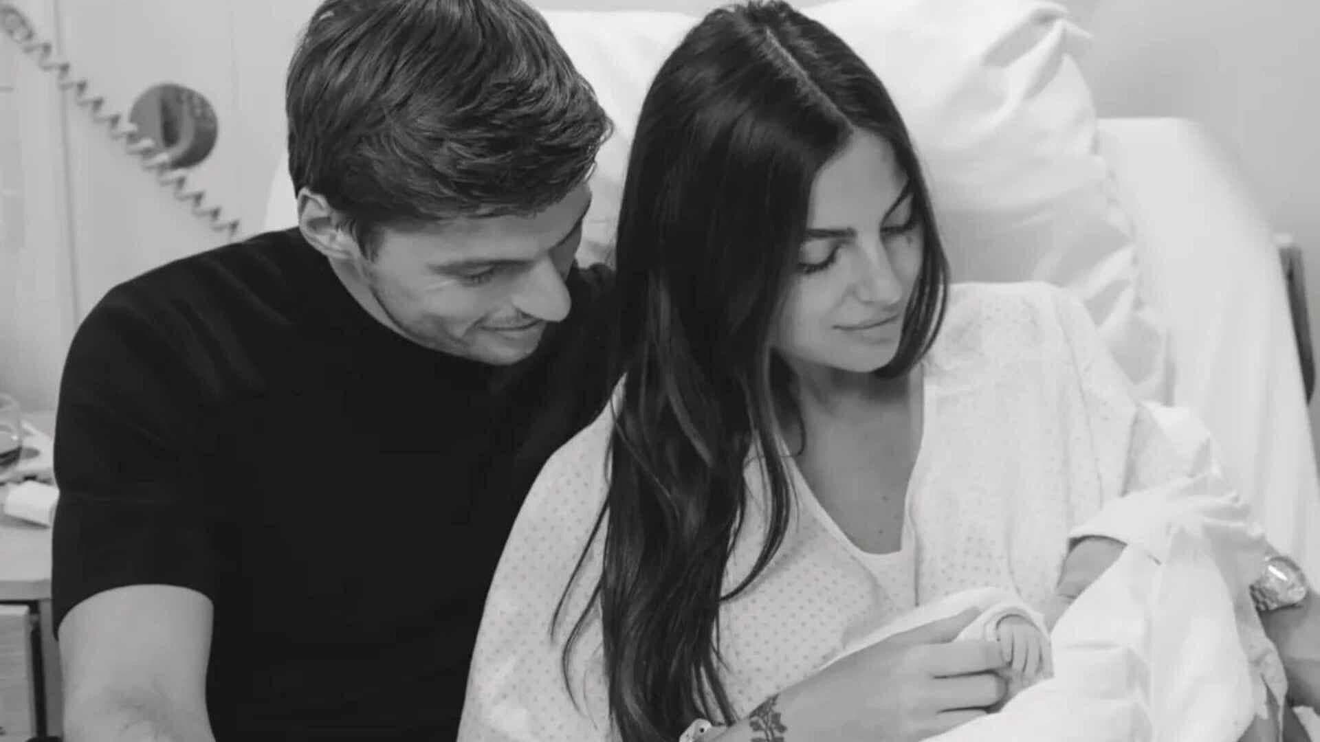 Max Verstappen y Kelly Piquet Anuncian el Nacimiento de su Hija