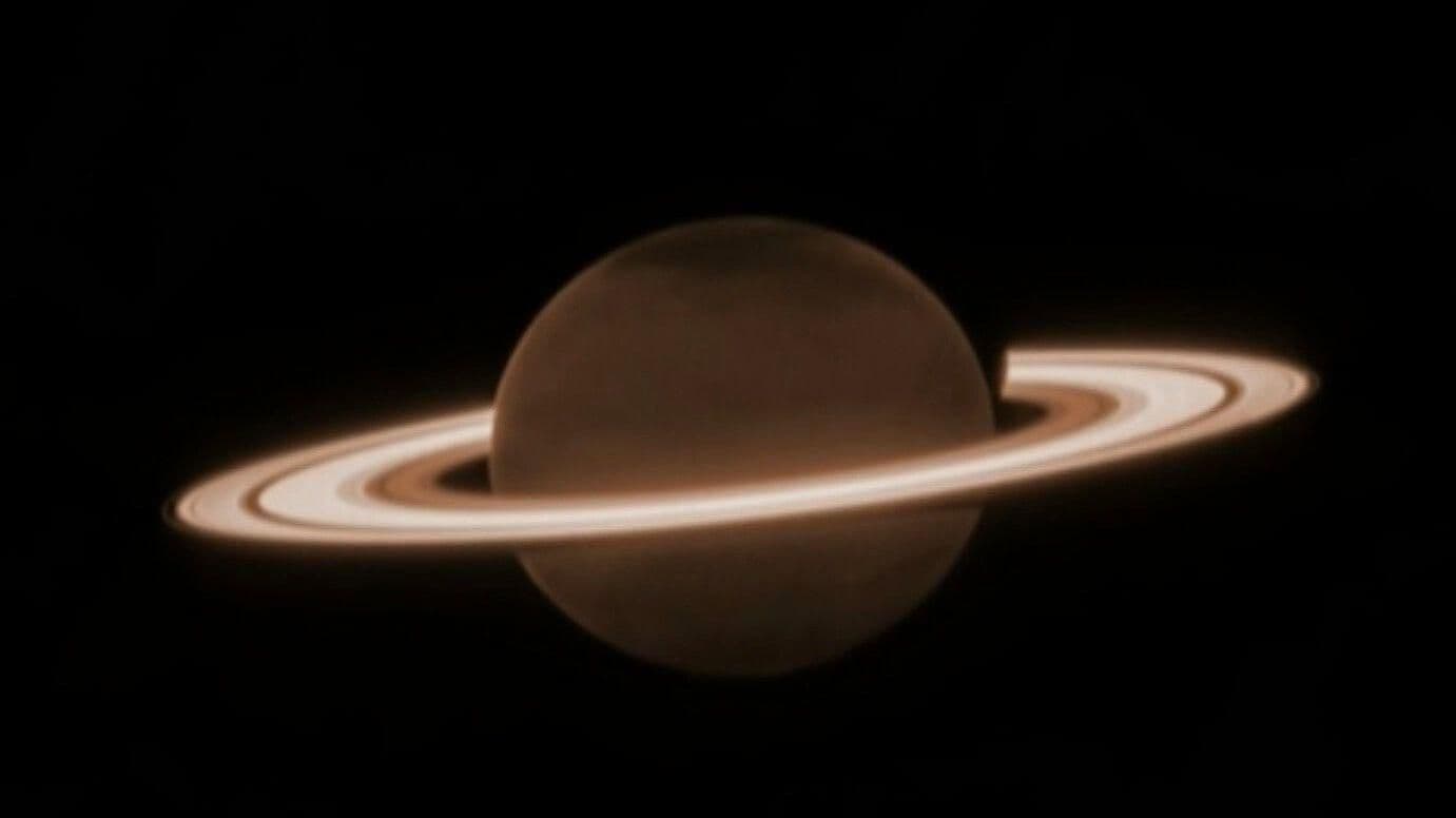 James Webb Capta Imágenes Únicas de Saturno