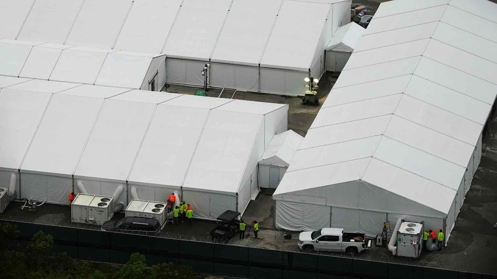 Consulado de México en Miami Visita a Retenidos en el "Alligator Alcatraz"; Esto Encontraron