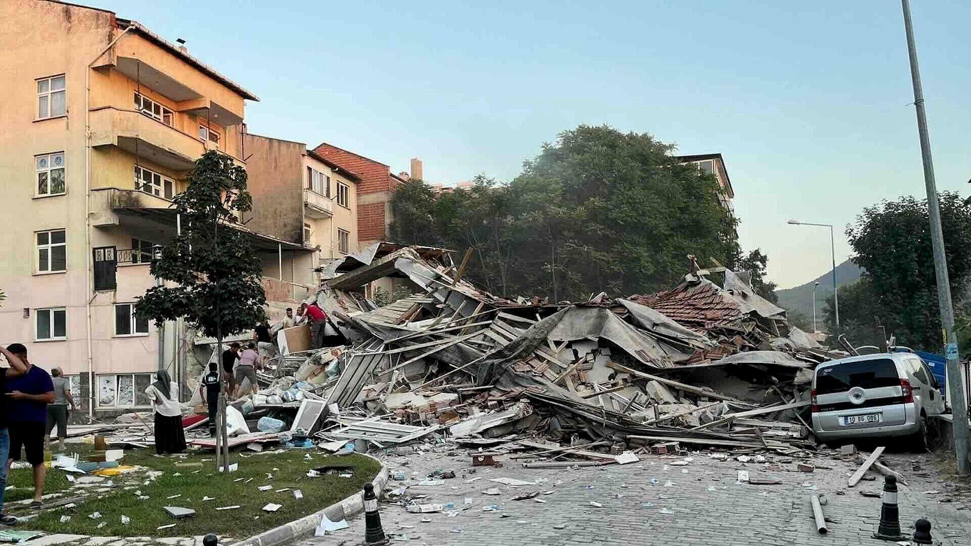 Sismo de Magnitud 6.1 Sacudió la Región de Balikesir en el Oeste de Turquía