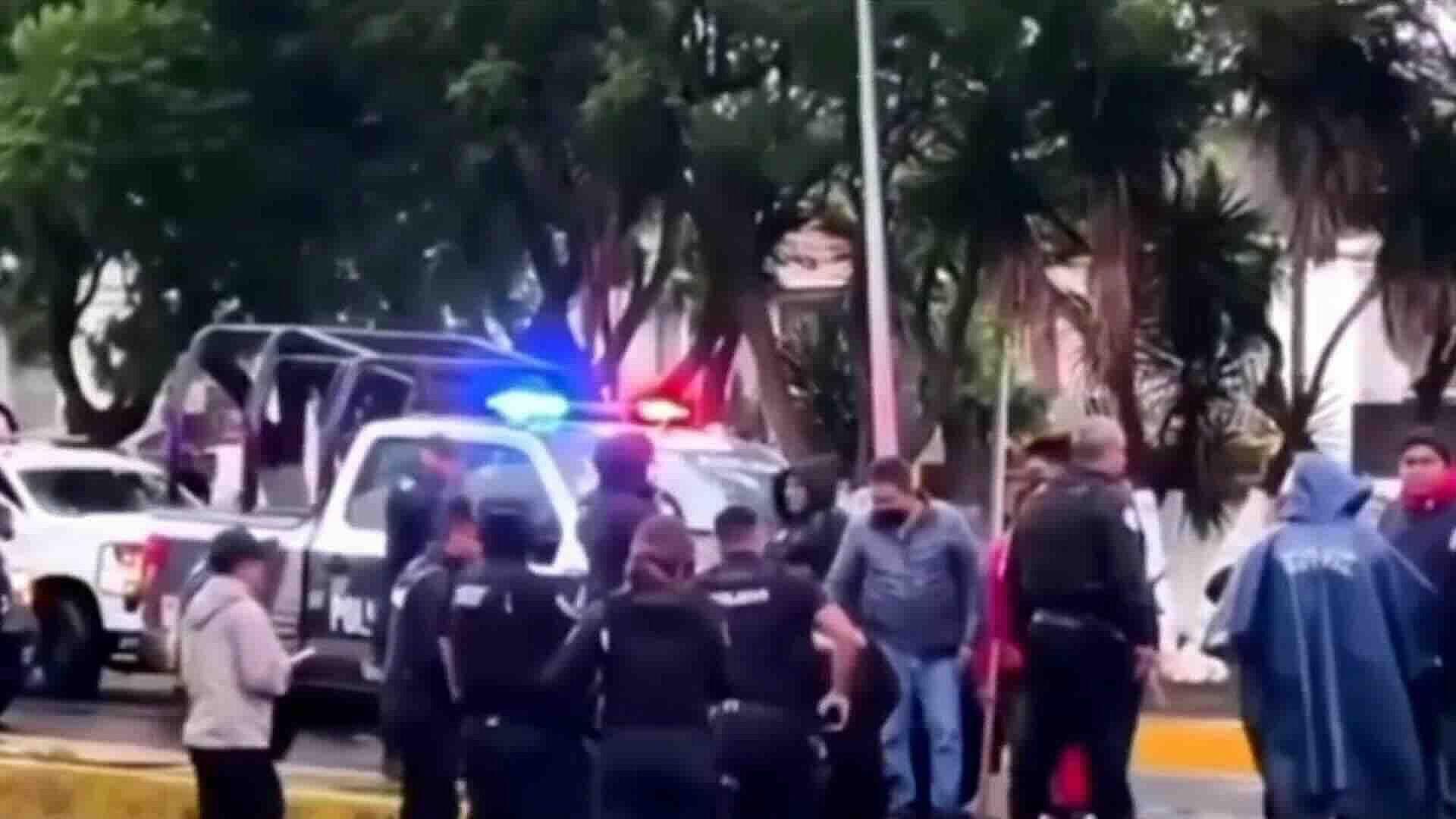Riña Entre Franeleros en Estadio Cuauhtémoc de Puebla Dejó una Mujer Muerta y un Herido