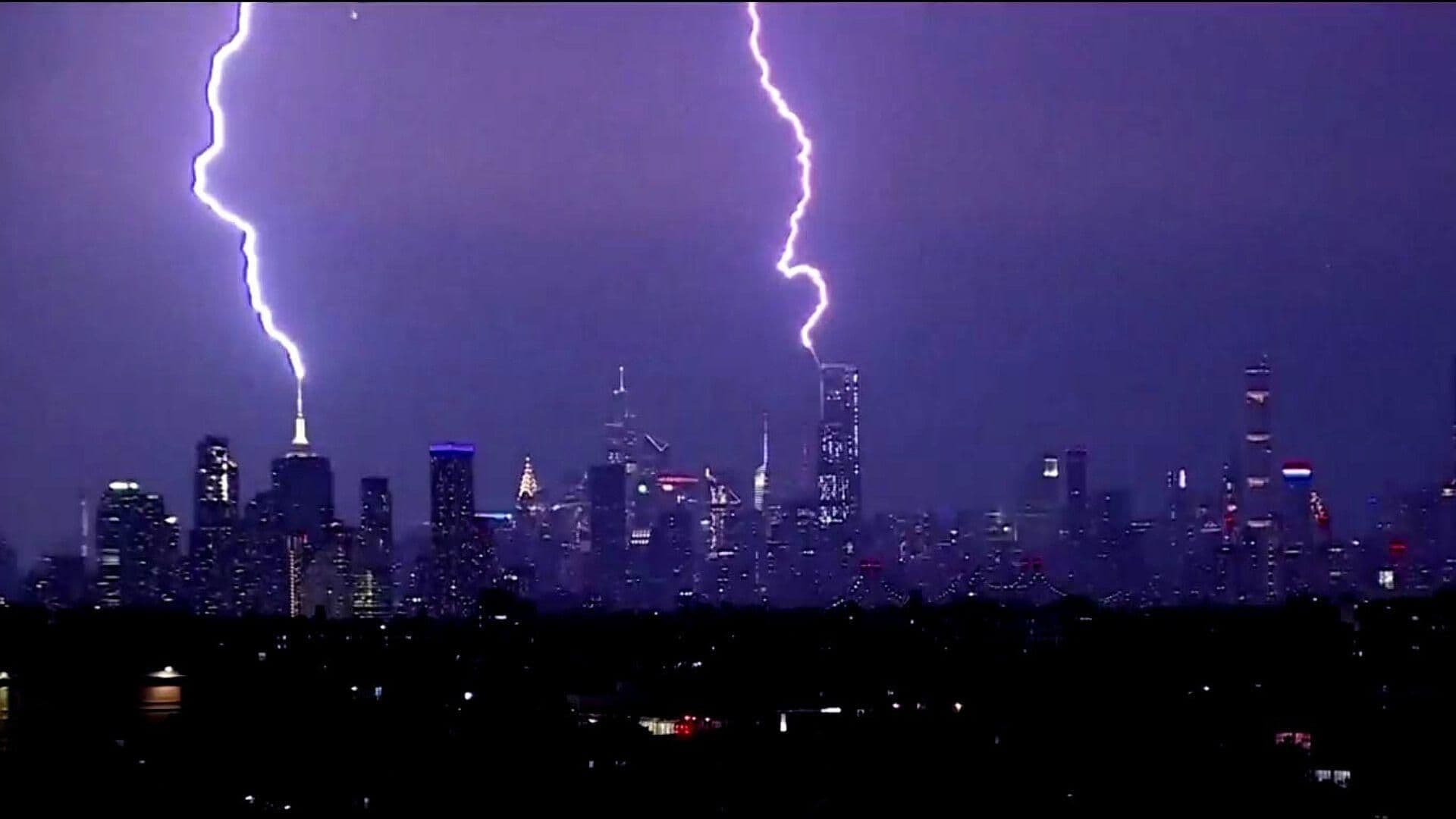 Así se Vio Impresionante Tormenta Eléctrica en NY; Suspenden el US Open