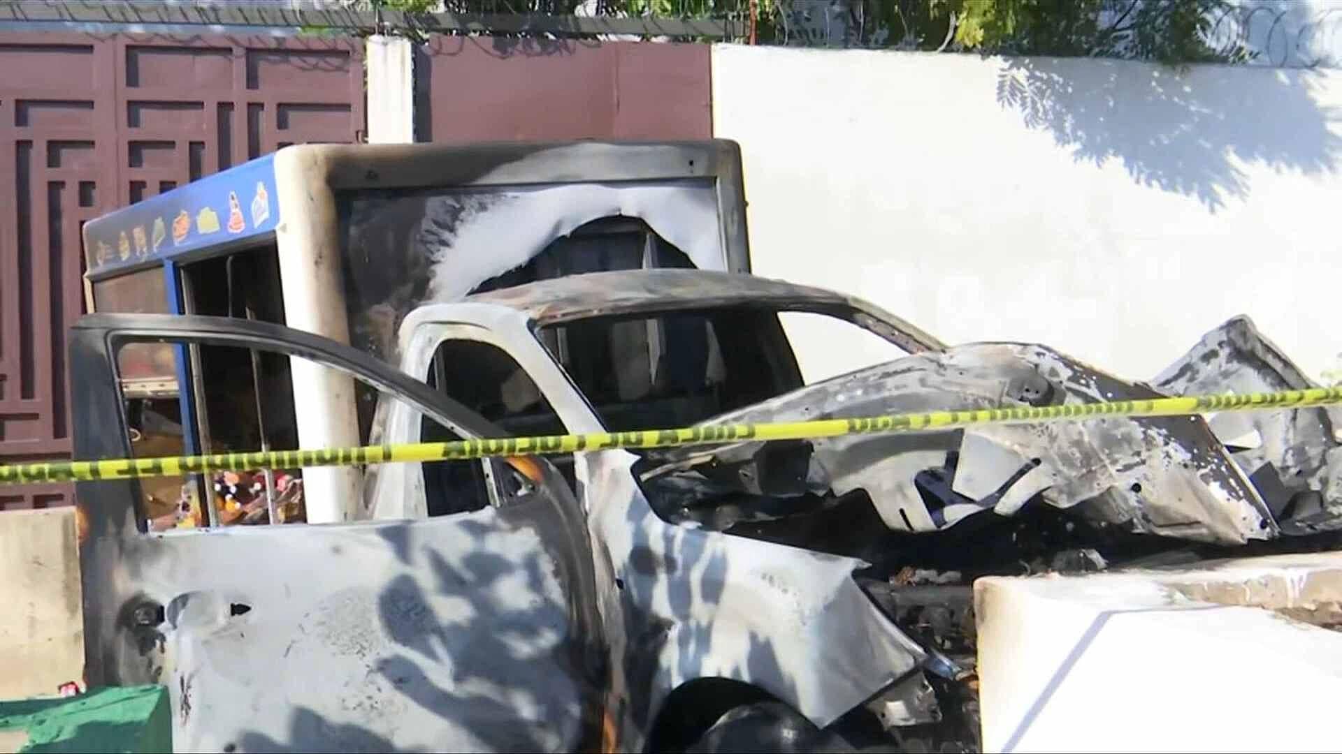 Normalistas Queman Vehículos y Atacan Palacio de Justicia en Iguala por los 43 de Ayotzinapa