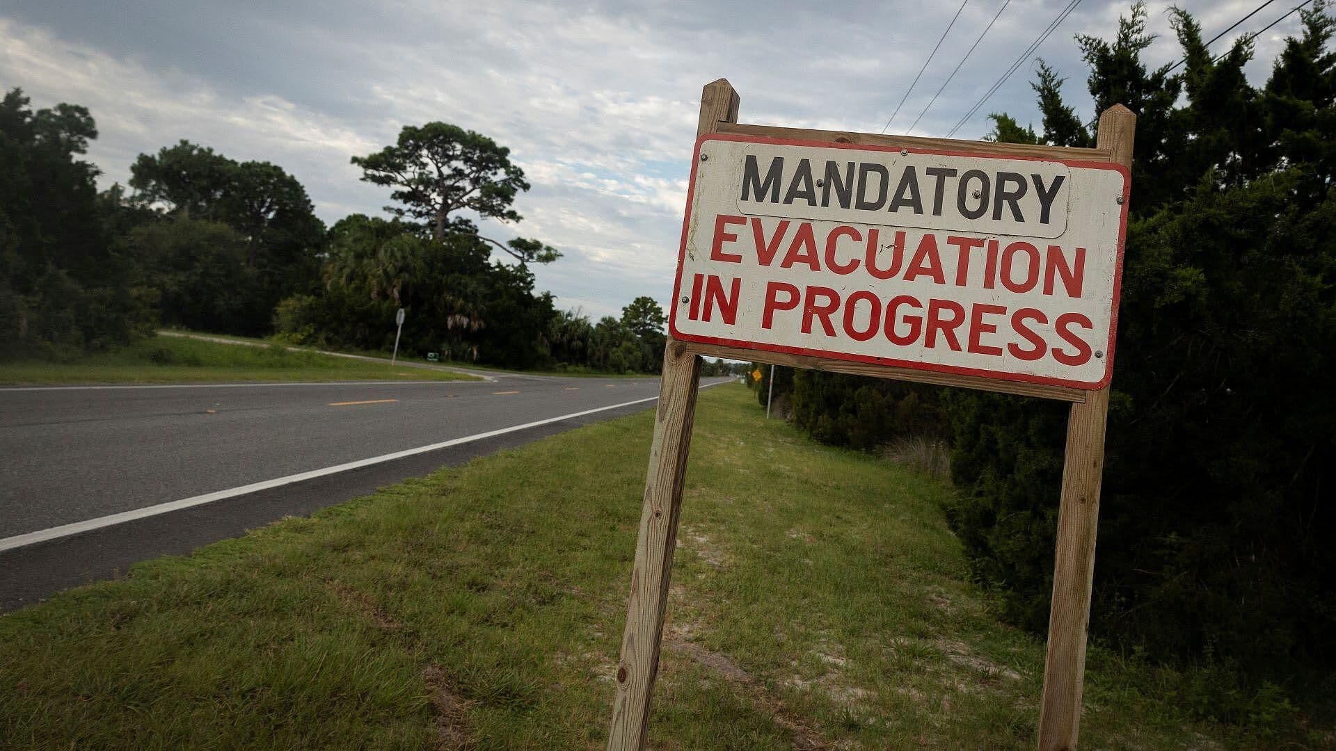 Huracán Idalia: Ordenan Evacuación Obligatoria en 21 Condados de Tampa, Florida