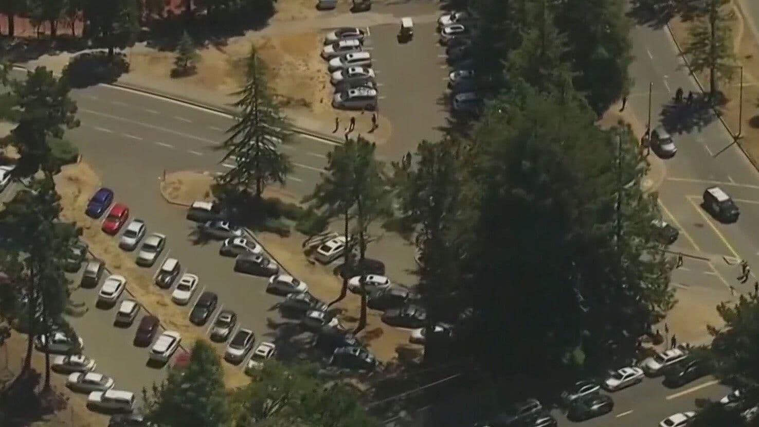 Se Desata Tiroteo en Secundaria de Oakland, California
