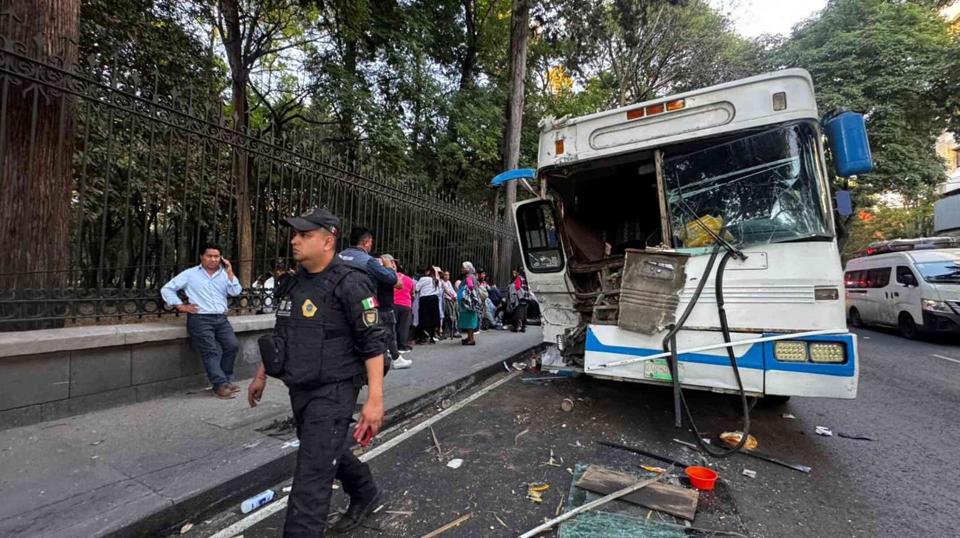 Así Fue Accidente de Peregrinos en Constituyentes; Varios Iban Dormidos ¿Cuál Es Estado de Salud?