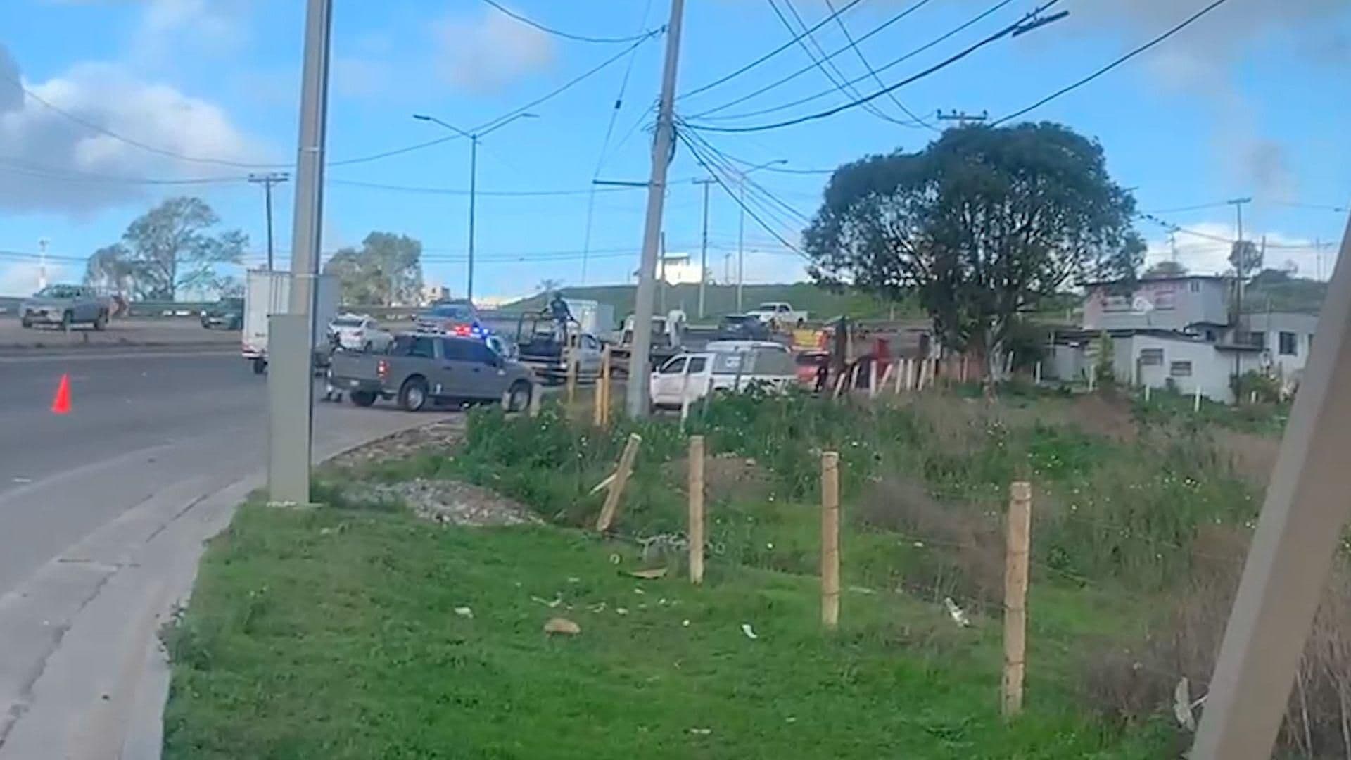 Abandonan Cadáver sobre la Carretera Playas de Rosarito-Tijuana