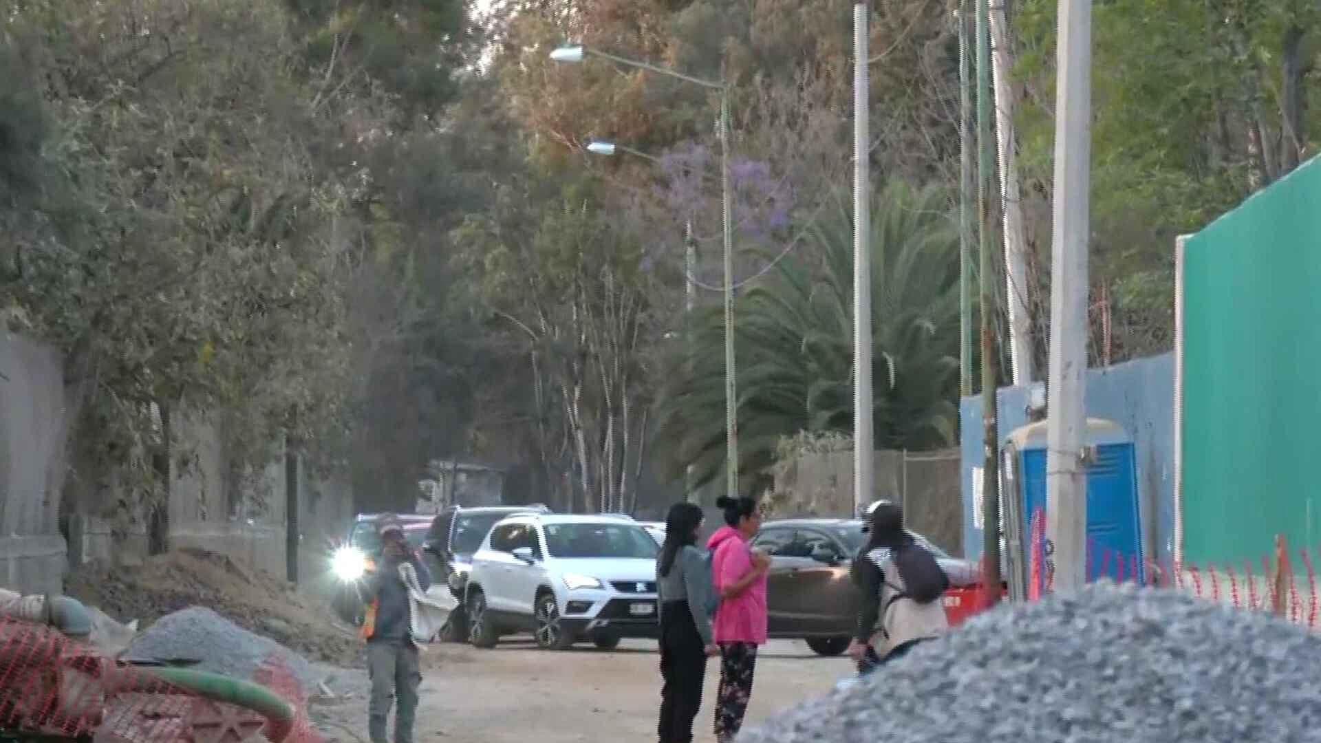 Rescatan a Tres Personas que Cayeron a un Pozo en Cuemanco, Xochimilco