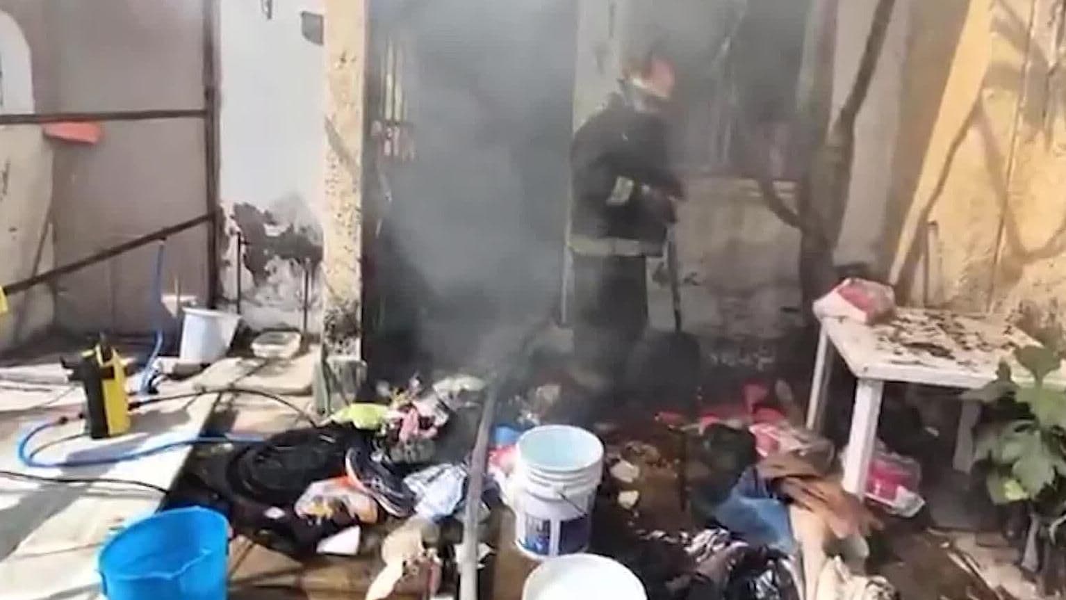 Hombre de la Tercera Edad Postrado en Cama Muere en Incendio en la Colonia San Francisco