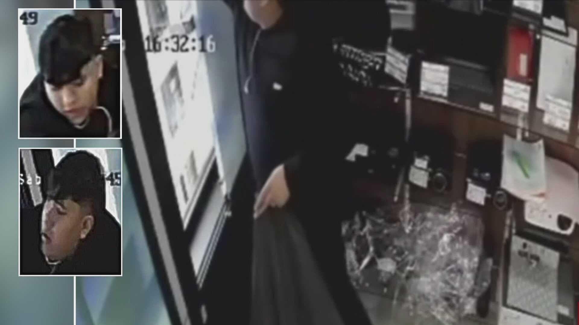 VIDEO: Captan Momento de Asalto a Casa de Empeño en Atlacomulco, Edomex