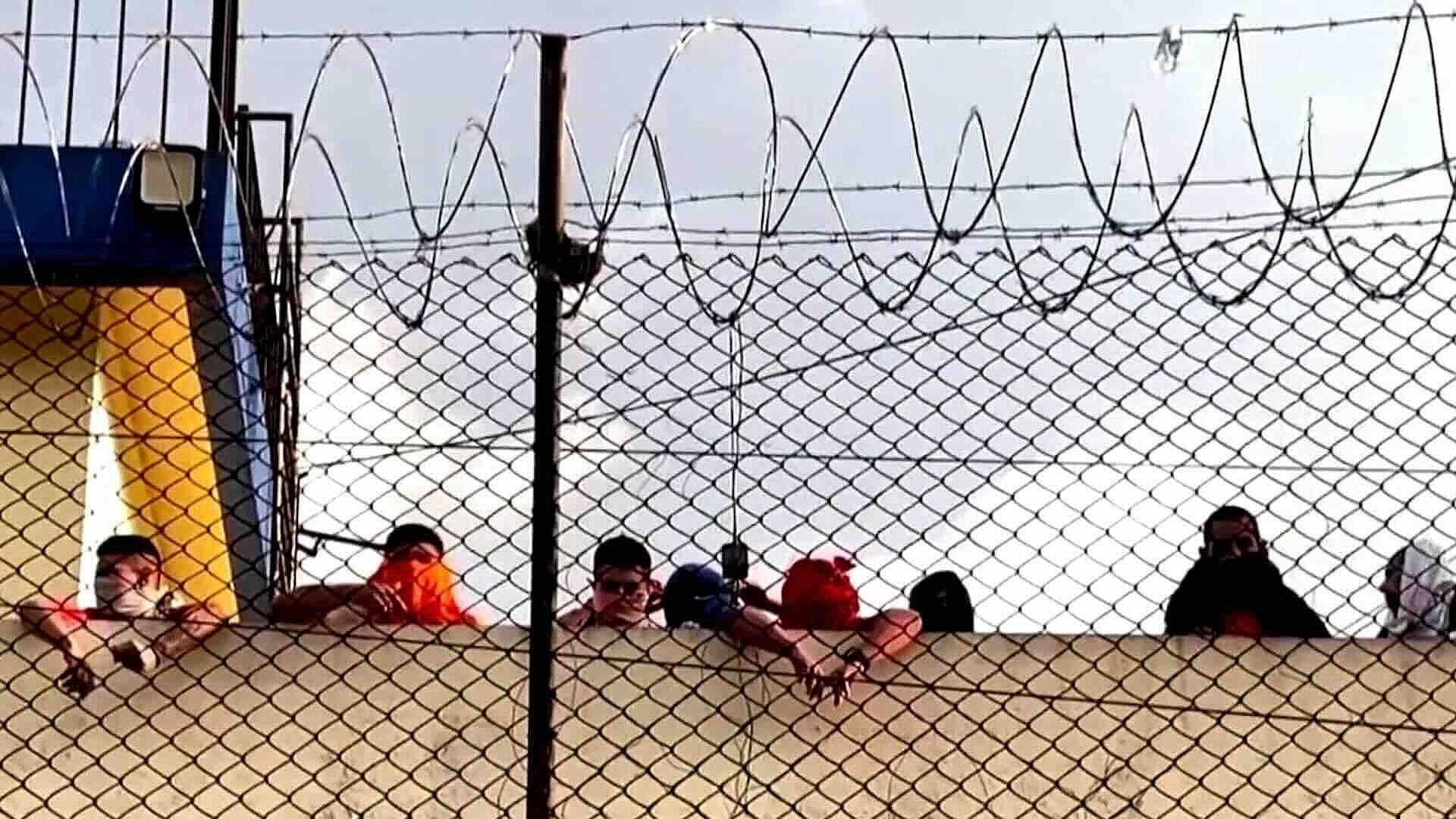 Motín en Cárceles de Guatemala: Fuerzas de Seguridad Recuperan Control de Tres Penales