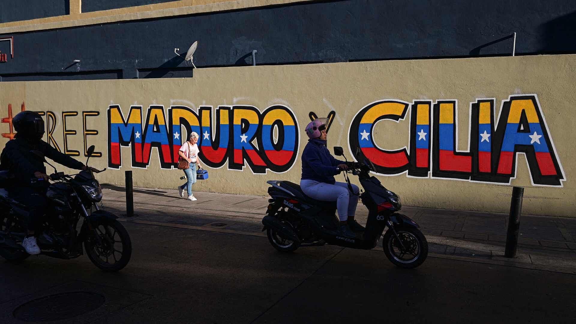 Realizan Rodada para Exigir la Libertdad de Nicolás Maduro en Caracas, Venezuela