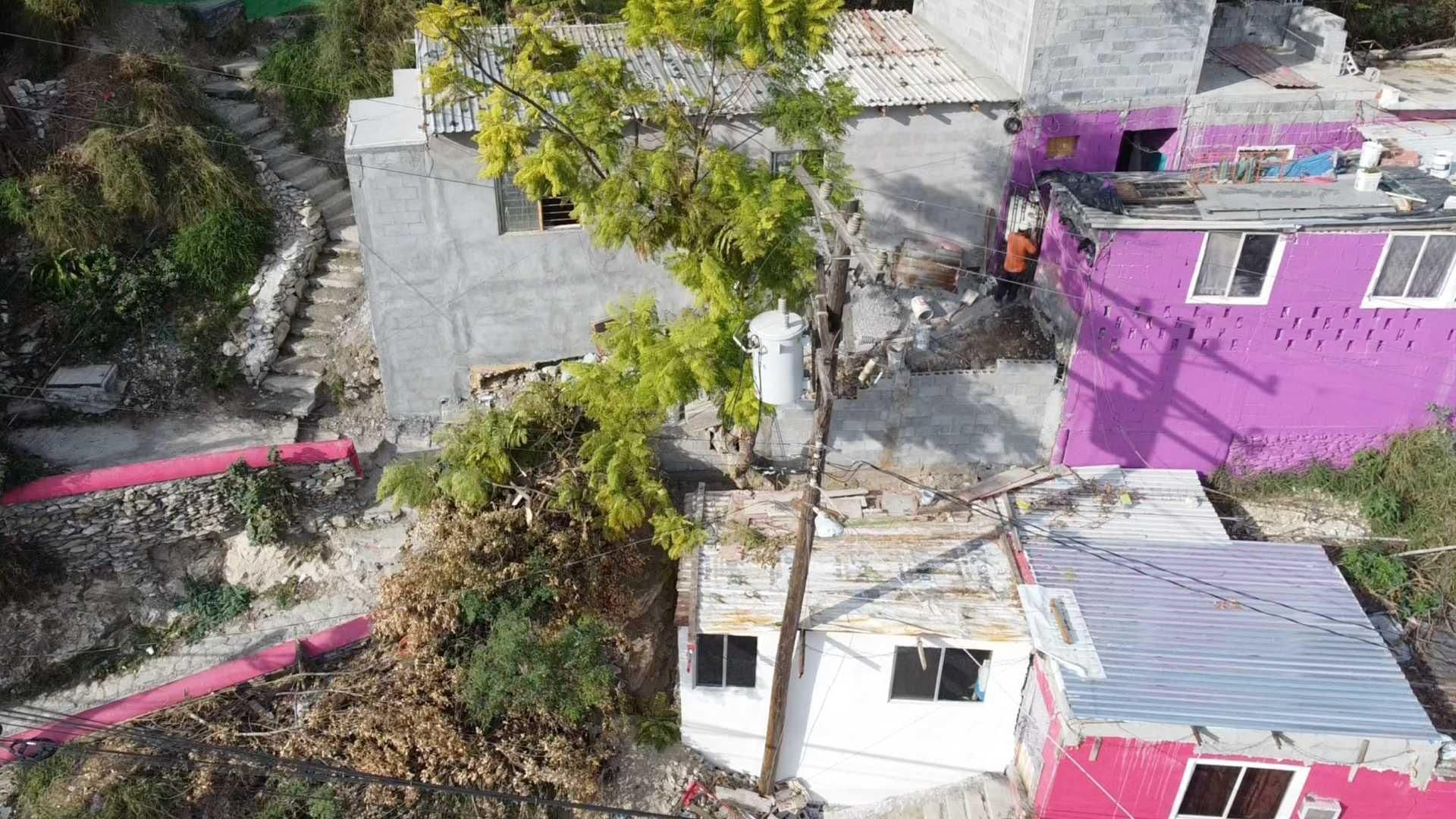 Vecinos de la Colonia Independencia Llevan Más de 24 Horas Sin Energía Eléctrica