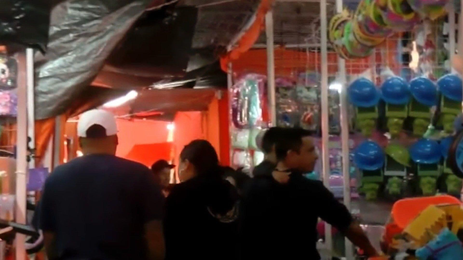 "Adornan" Comerciantes la Zona Centro de León con Miles de Juguetes