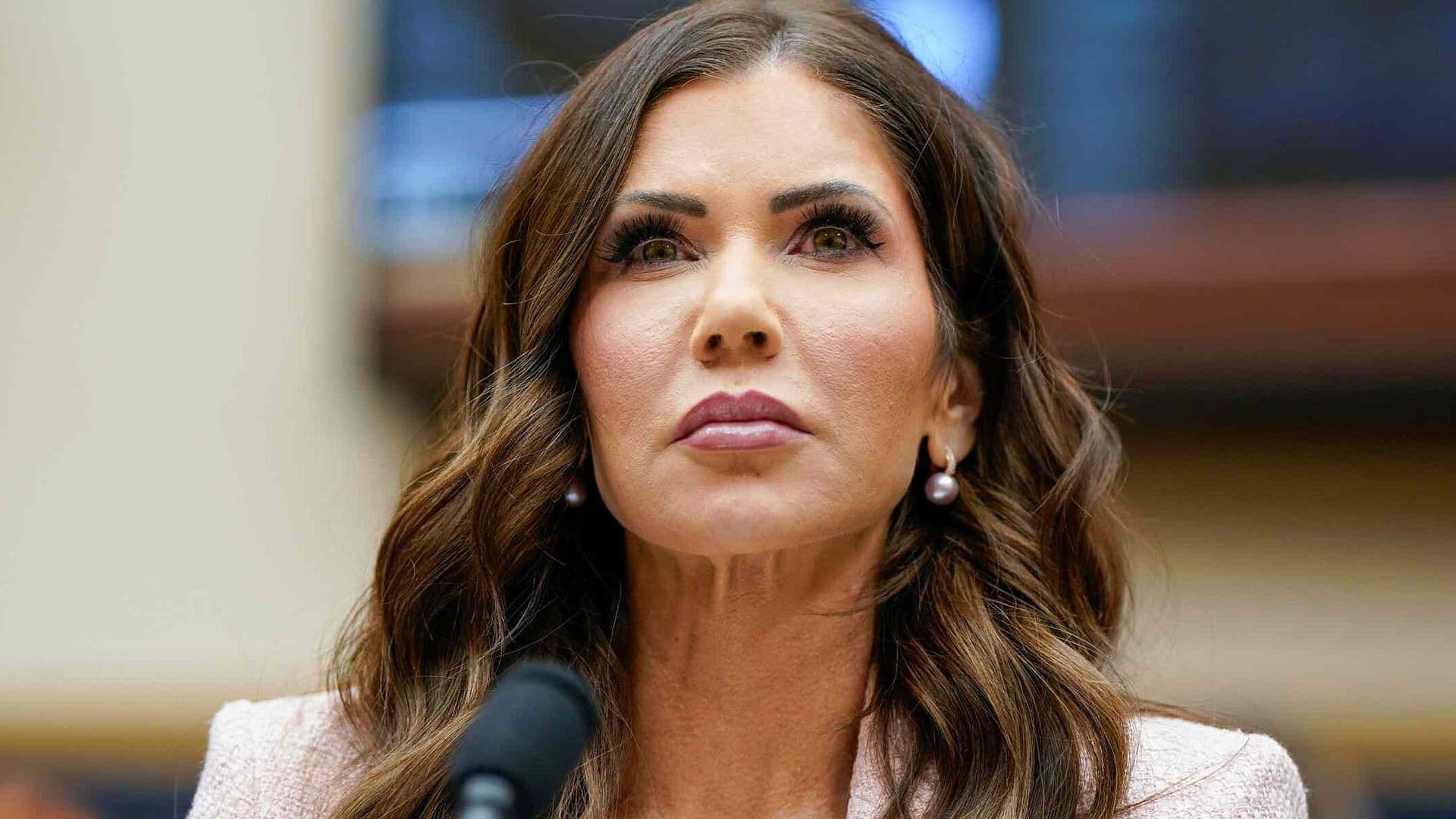 Última Hora: Donald Trump Reemplaza a Kristi Noem en el Departamento de Seguridad Nacional