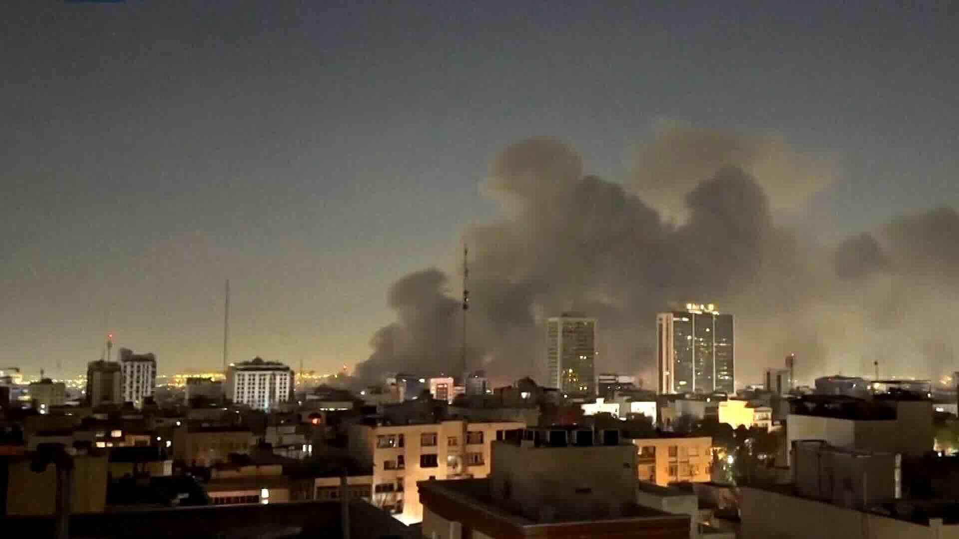 Trump Exigió Rendición de Irán Tras Una Semana de Ataques de EE. UU. e Israel