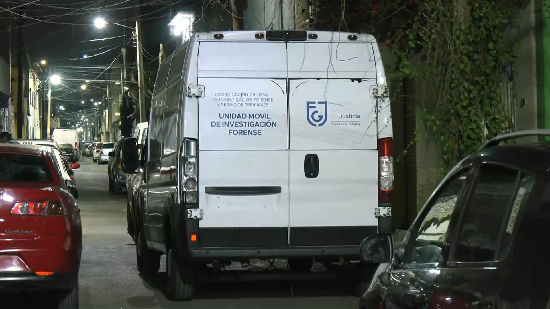 ¿Qué Pasó Hoy en la Ramos Millán? Equipos Periciles Trabajan en el Rescate del Cuerpo de Mujer Sin vida en Iztalcalco