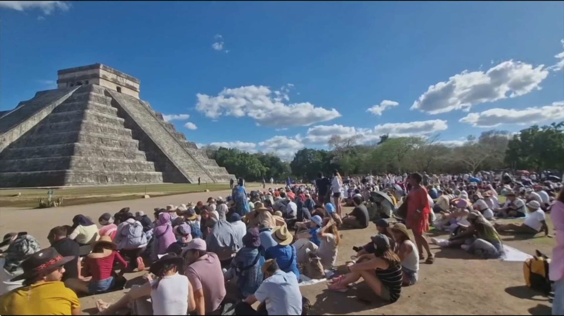 Inicia la Primavera 2026: Chichén Itzá y Teotihuacán Atraen a Miles de Turistas