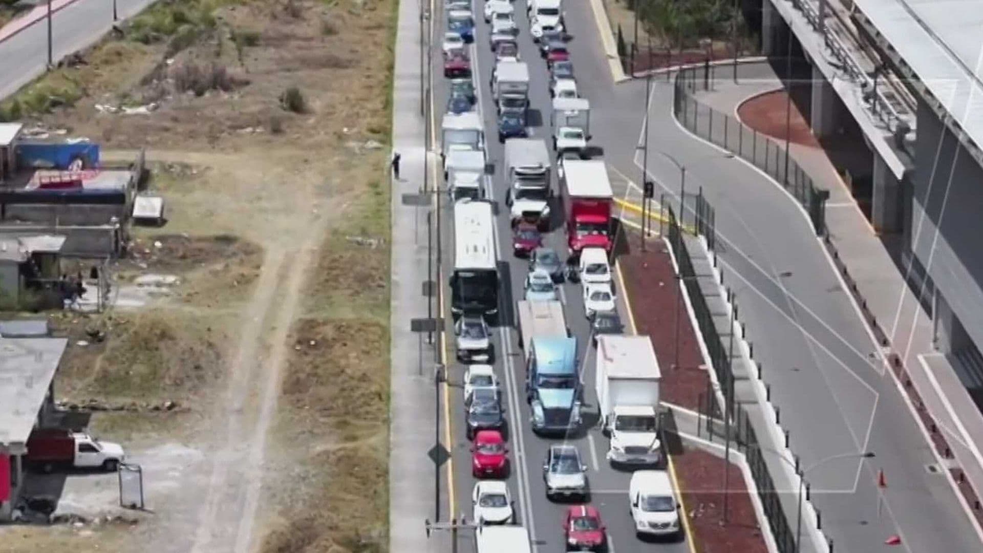 Así se Ven Desde el Aire la Filas Kilométricas por Bloqueo en la México-Toluca Hacia la CDMX