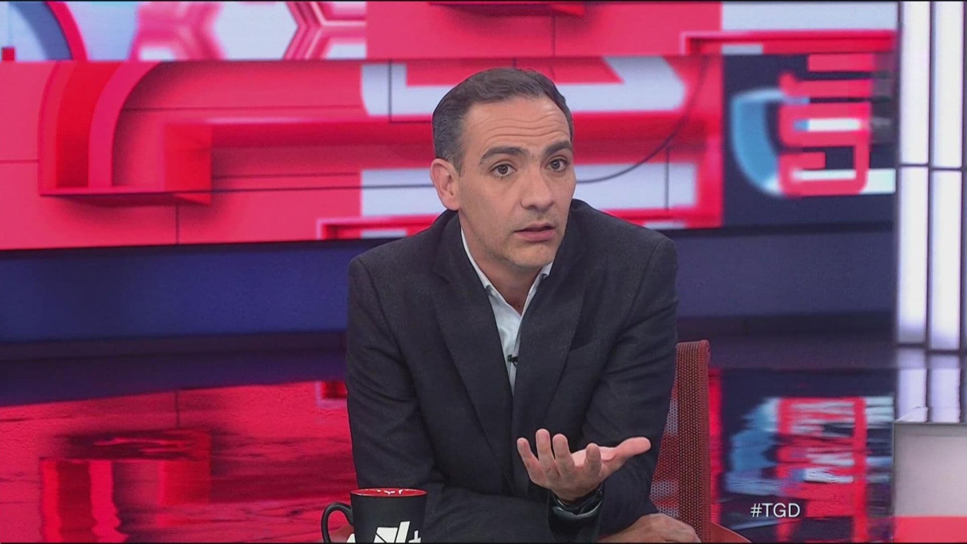 Alex de la Rosa Afirma Que Memo Ochoa Sí Cabe en la Convocatoria para Ir al Mundial 2026