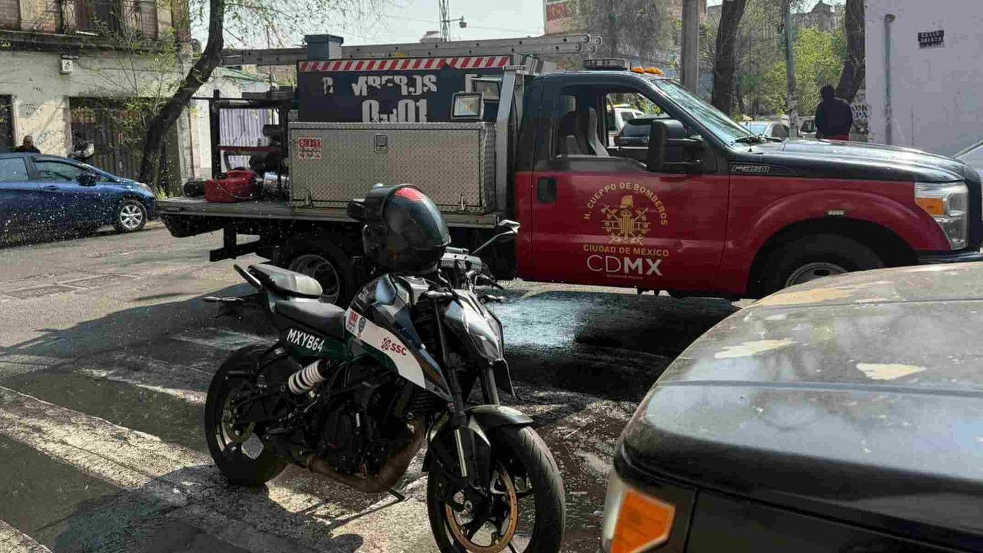 Niña Sobrevive a Fuerte Incendio en la Alcaldía Cuauhtémoc, CDMX