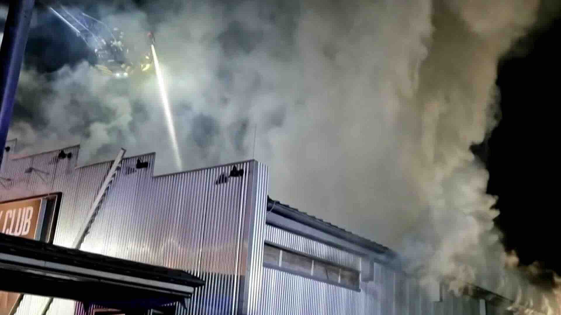 Incendio en Discoteca Evacúa a 750 Personas en Distrito de Ortenau, Alemania