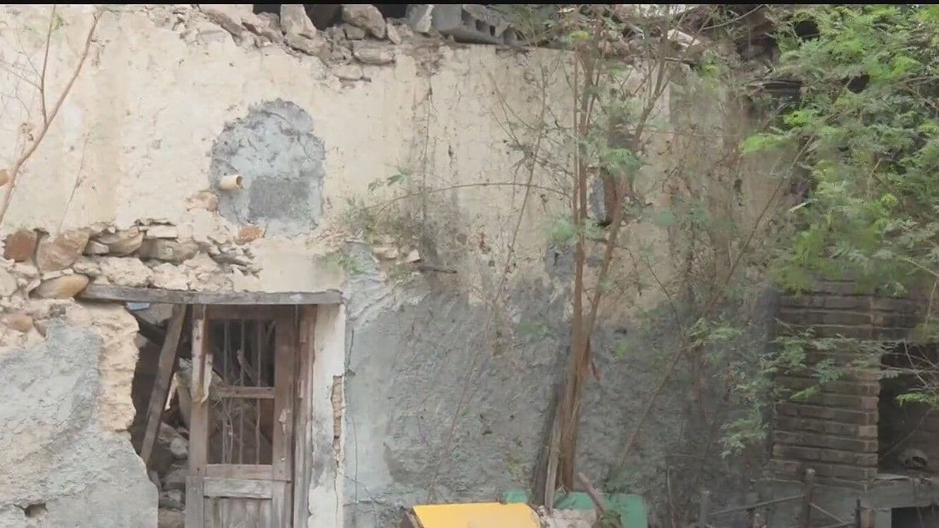 Derrumban en Pesquería Casas Antiguas sin Permiso del INAH en Pesquería NL