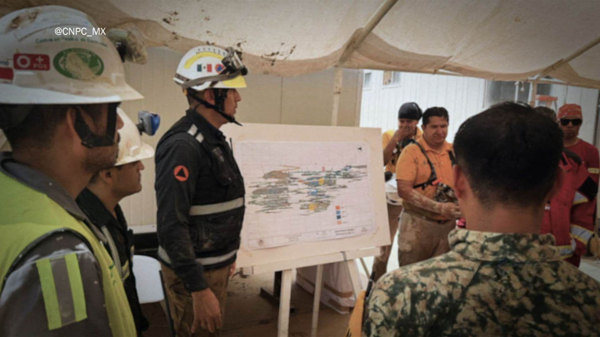 Rescatistas Redoblan Esfuerzos para Liberar a Trabajadores Atrapados en Mina Santa Fe, Sinaloa