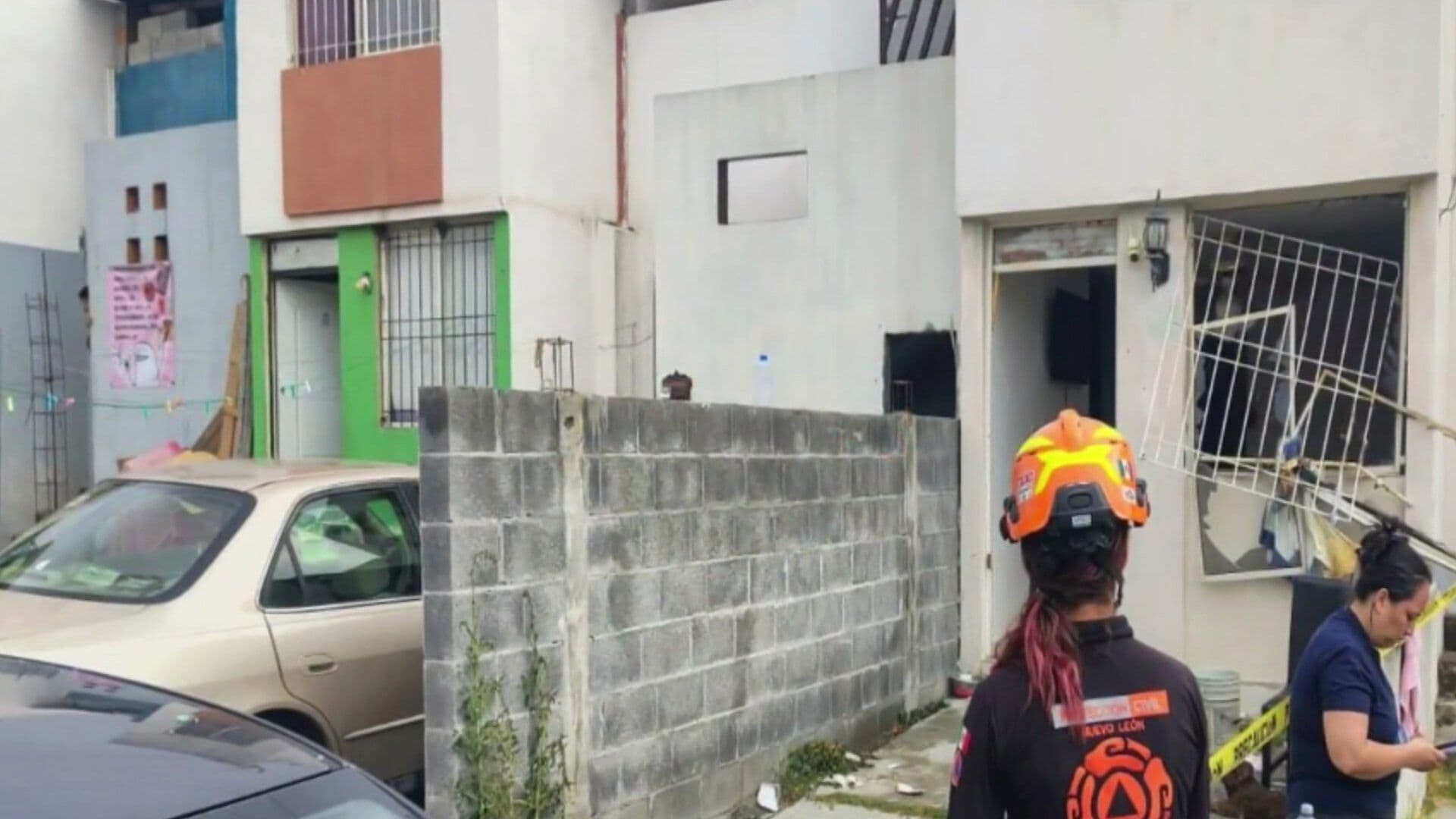 Sufren Quemaduras Dos Hombres por Explosión de Gas en Casa en Juárez, Nuevo León