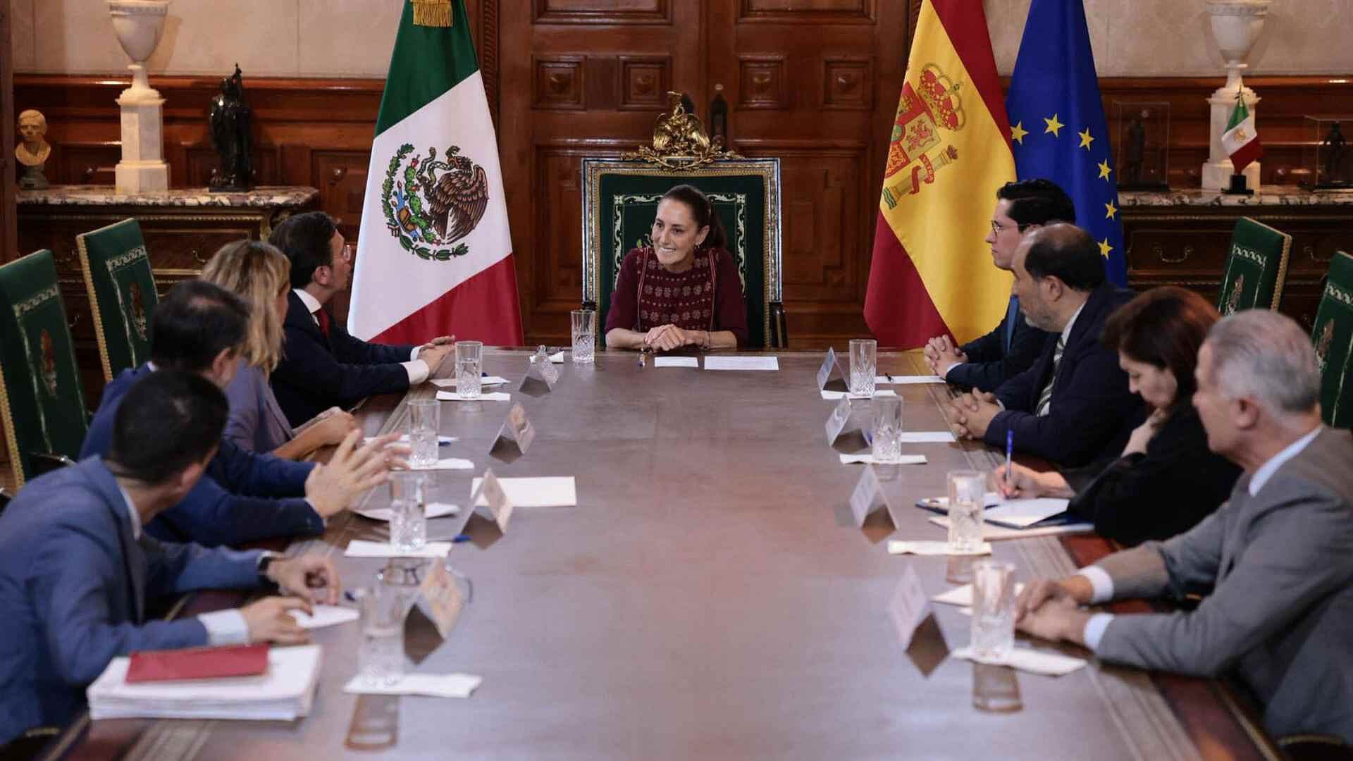 Sheinbaum Recibe en Palacio Nacional al Canciller de España ¿De Qué Hablaron?