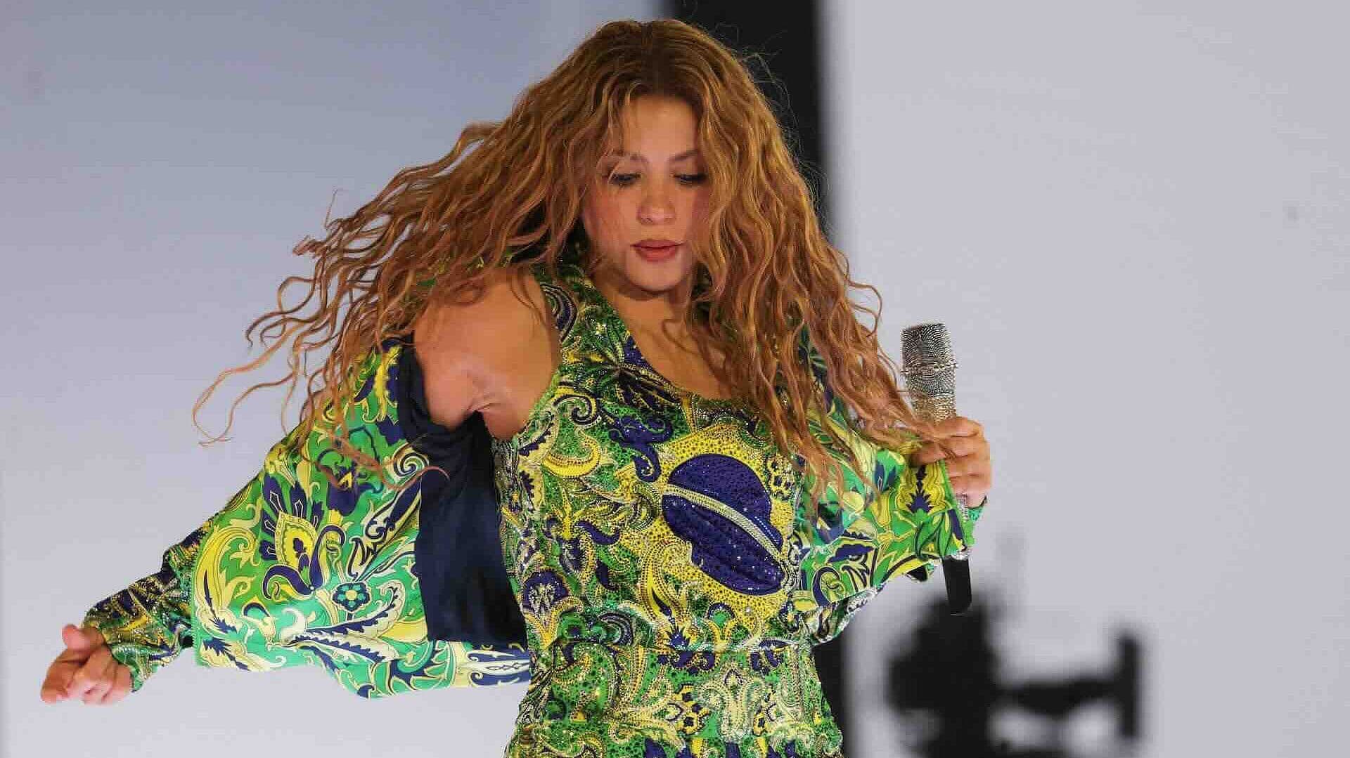 En un Histórico Concierto Shakira Reúne Dos Millones de Personas en Río De Janeiro, Brasil